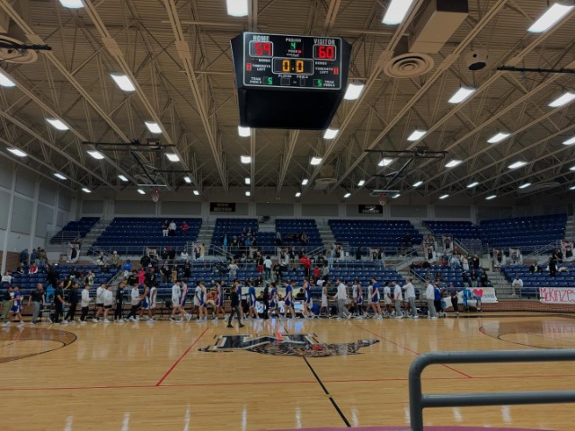 Boys Hoops Edge Out Mansfield High