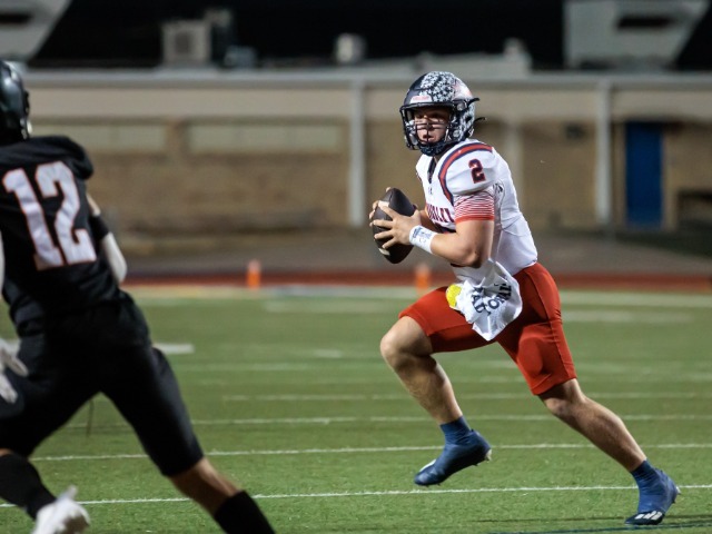 Wimberley QB Cody Stoever earns our player of the week nod after 426-yard playoff game