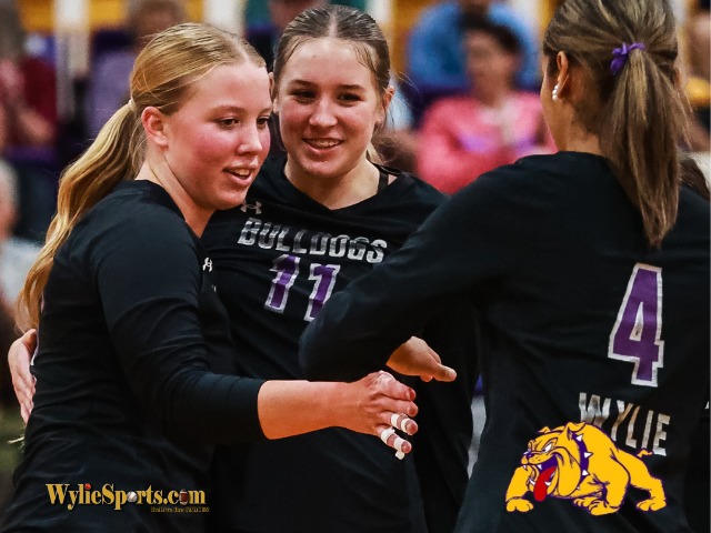 Wylie Softball Storms Back to Take Down Weatherford