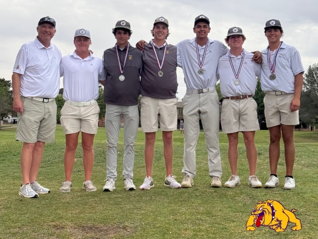 Bulldog Tennis Opens District with Win