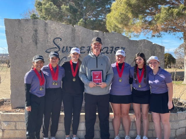 WHS Girls Golf Brings Home Title from Sweetwater Tourney