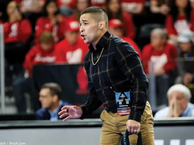 2011 GRAD ALEXIO GARCIA NAMED COACH OF THE YEAR