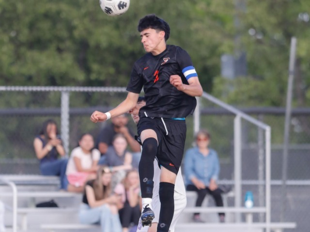 IAN MARTINEZ NOMINATED AS TOP SOCCER PLAYER IN THE VALLEY