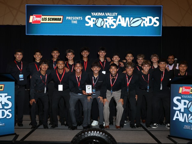 Davis Soccer named Spring Team of the Year at Yakima Valley Sports Awards