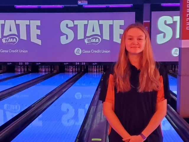 Layla Hall Places 9th WIAA State Bowling Championships