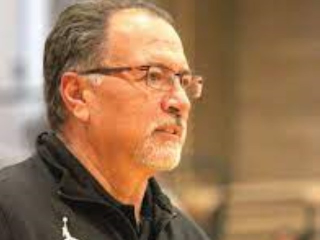 Coach Eli Juarez into State Coach Hall of Fame