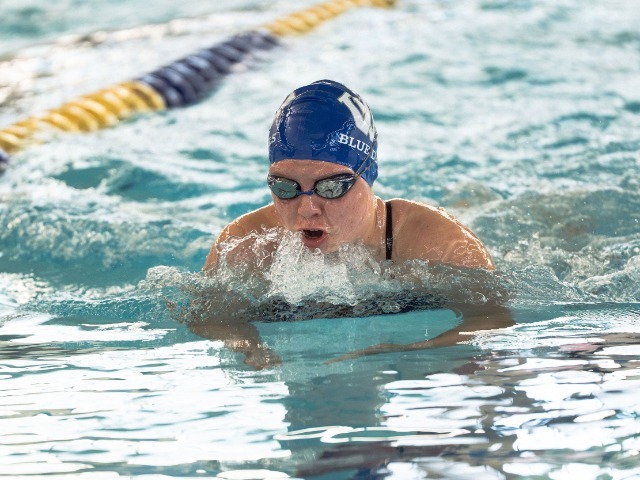 Wa-Hi Girls Swim & Dive Team