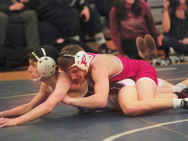 Patriots, Big Red grapplers face off today