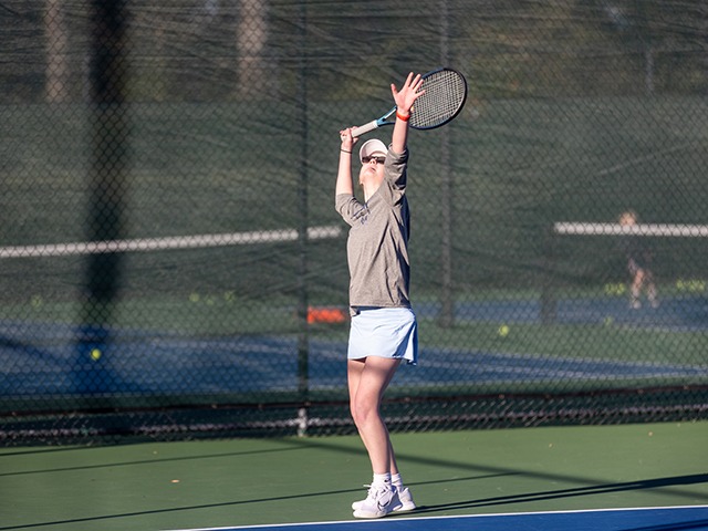 Mustangs Sweep Region Tennis Matches with Weber