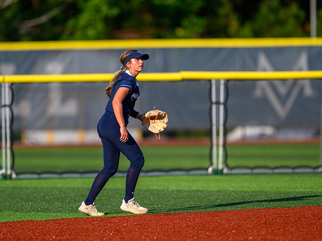 Varsity Softball Extends Winning Streak with 15-0 Victory at Social Circle