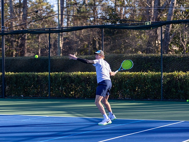 Tennis Secures Road Sweep Over Saint Francis Knights