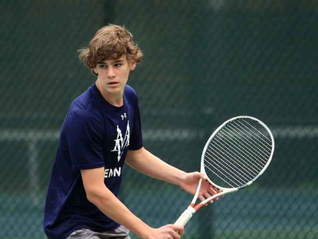 Varsity Tennis Sweeps Weber Rams to Begin Region Play