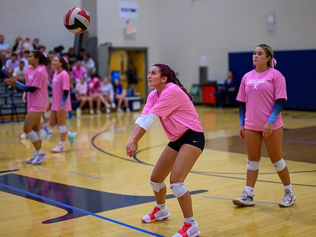 Mustangs Best Blessed Trinity 1-0 to End Regular Season, Push Winning Streak to 17