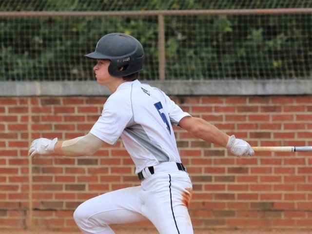 Baseball Splits Sweet-16 Playoff Doubleheader with Fellowship, Game Three Set for Friday