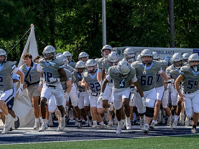 Varsity Football Erases Early Deficit to Defeat Fellowship Christian on Homecoming, 28-14
