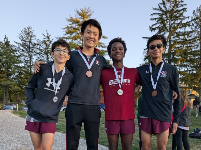 Boys Cross Country Moves on to State Meet