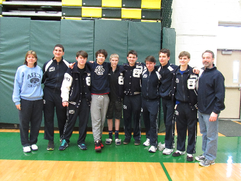 Fencing Finishes Fifth at Epee States