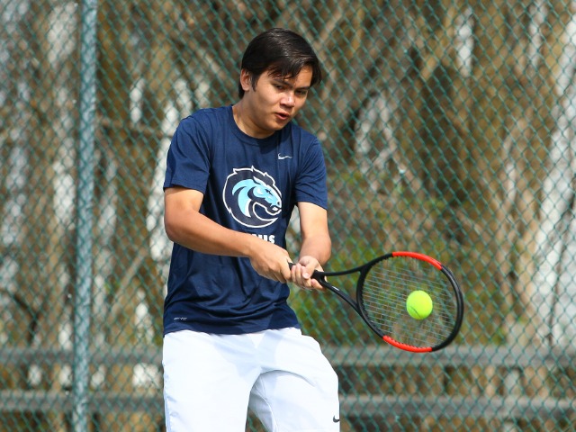 Tennis Begins Anticipated Season with Two Wins