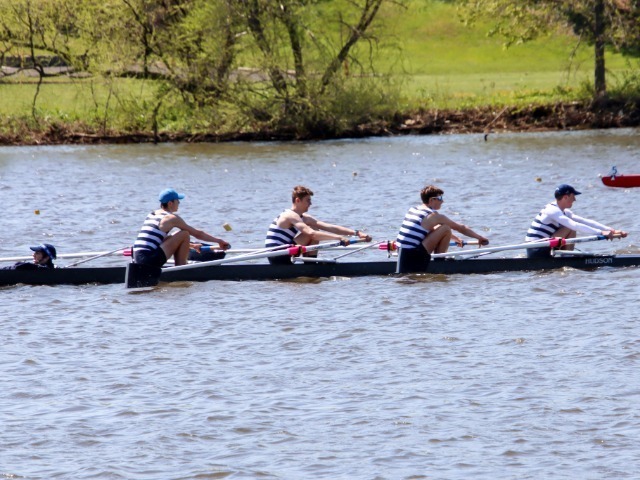 Two Boats Win at Garden State Rowing Championships