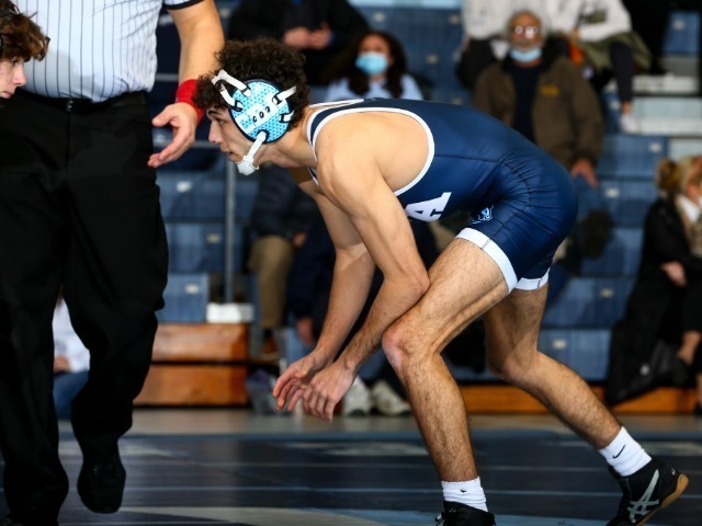 Colts Finish Undefeated at Williamstown Duals