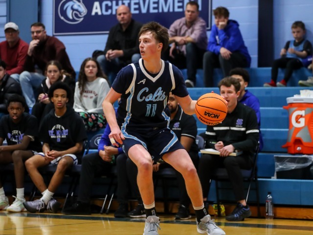 Volleyball Concludes Impressive 19-Win Season