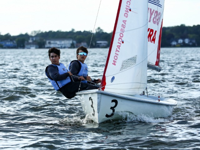 Sailing Qualifies for Fifth Consecutive District Championship