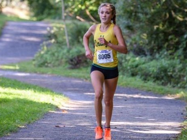 Cate DeSousa Holds Fastest 4k Time in the US