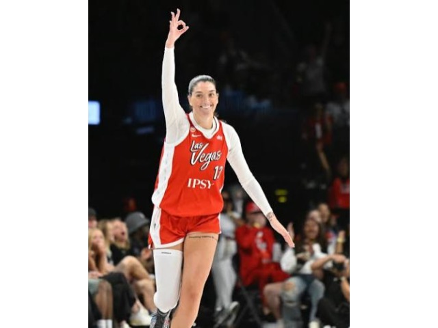 Image for '22 Grad Justine Pissott Sets WNBA Record in League Debut