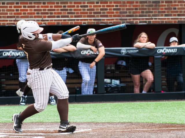 Baseball keeps rolling, defeats Cincinnati Country Day 12-2 in game one