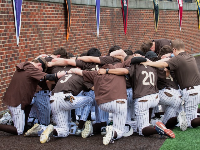 Christian Byrd joins the 1000 point club