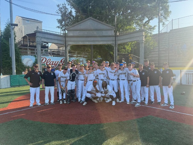 Baseball keeps rolling, defeats Cincinnati Country Day 12-2 in game one