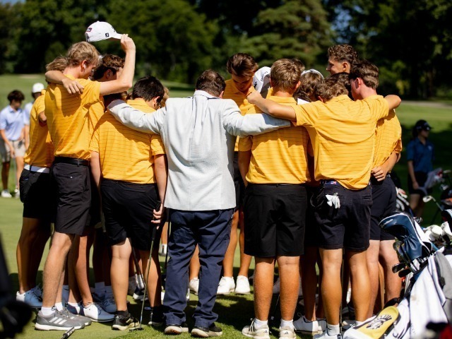Roger Bacon Boys Golf set to compete for MVC Championship this week