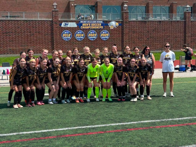 Girls Soccer shuts out Fenwick for first win of the season