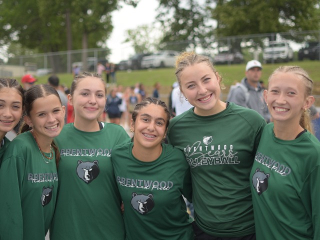 XC Boys Hold off Grace, Win District Meet