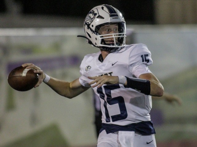 Bentonville West's Casey uses arm, Ozarks' Masingale uses legs to lead teams to playoff wins