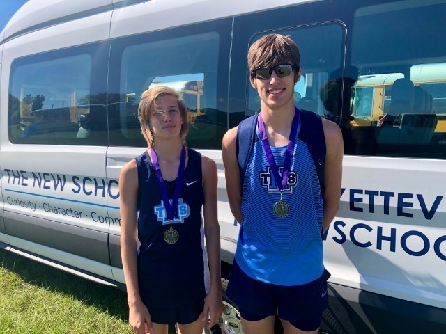 Cross Country picks up two more medals this weekend in Berryville