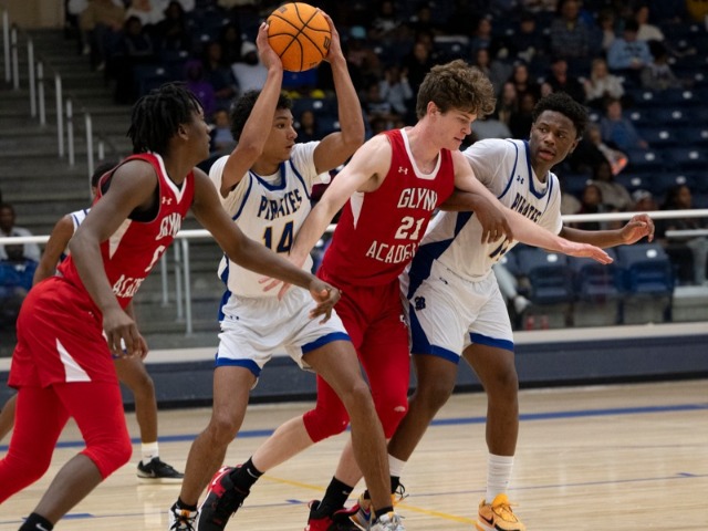 BHS boys at home tonight, region tourneys next week at Glynn