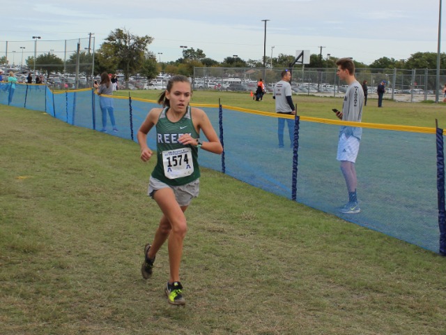 Colleen Stegmann Finishes Second at Elite Cross Country Meet