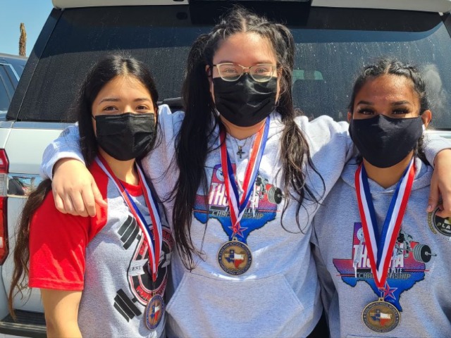 DBack Lifters Win Gold at State Meet