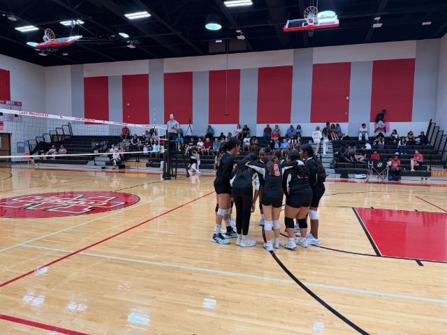 Wranglers Kick Off Volleyball Season!