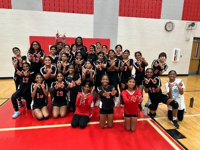 7th Grade Girls Travel to Medlin for Second Game