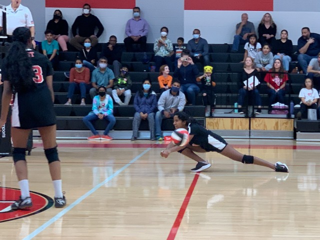 7th Grade West Volleyball Conquers End of Season Against Vista Ridge