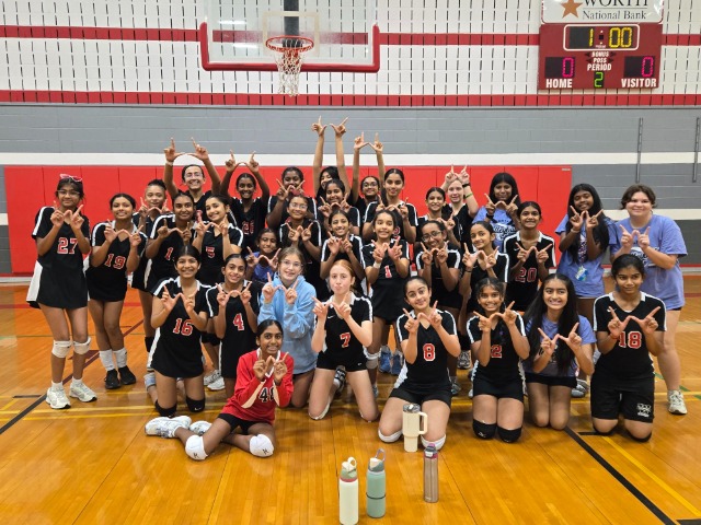 Lady Wranglers SWEEP the Grapevine Ponies!