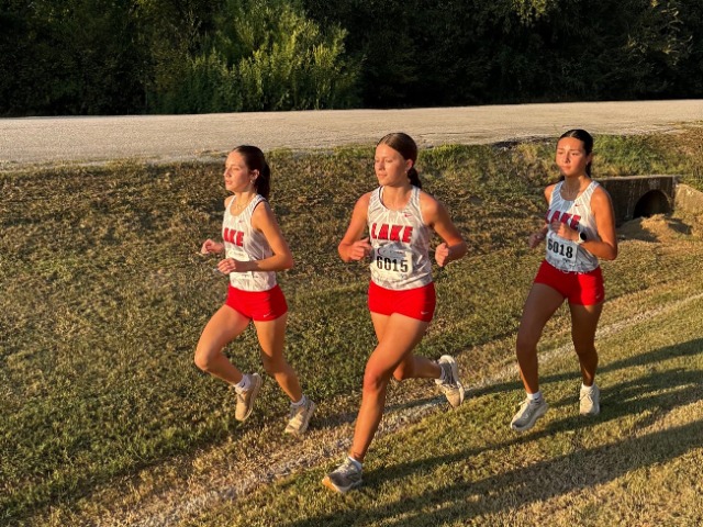 Brenda Villa Signs, Continuing Athletic Career