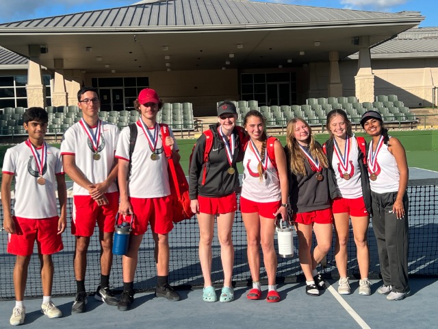 Bronco Medalists at Midway Tennis Tournament