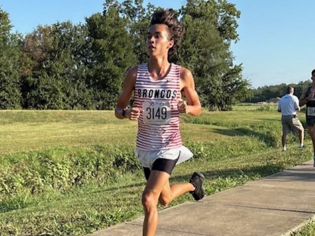 Lake Belton Broncos Dominate Ellison Eagles in an Energized Showdown