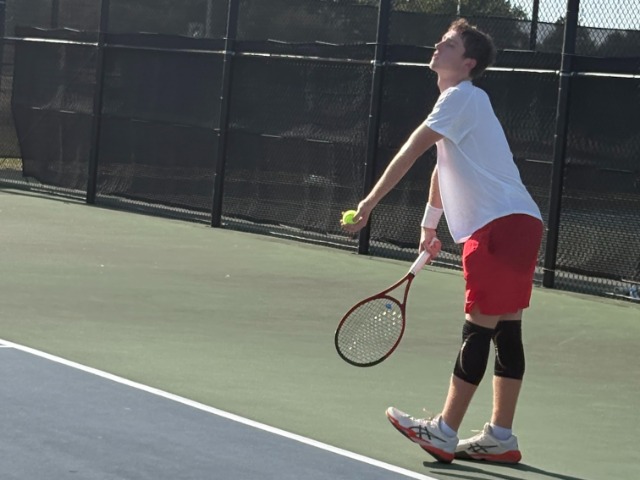 Broncos Heartbreaker: Lake Belton Varsity Tennis Falls Short in 9-10 Nail-Biter