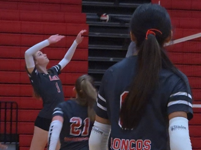 Freshman Red Battles Midway’s Top Freshman Team