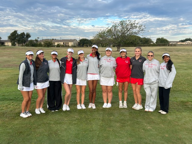 Lady Bronco Golfers Host Tournament at Sammons