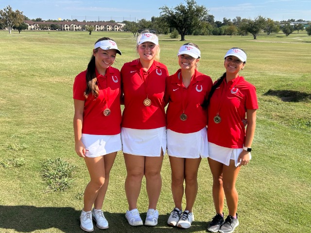 Gonzalez Wins; Silver Team Finishes 3rd at LBHS Girls Tournament